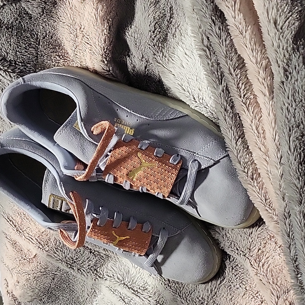 Mens puma sneakers